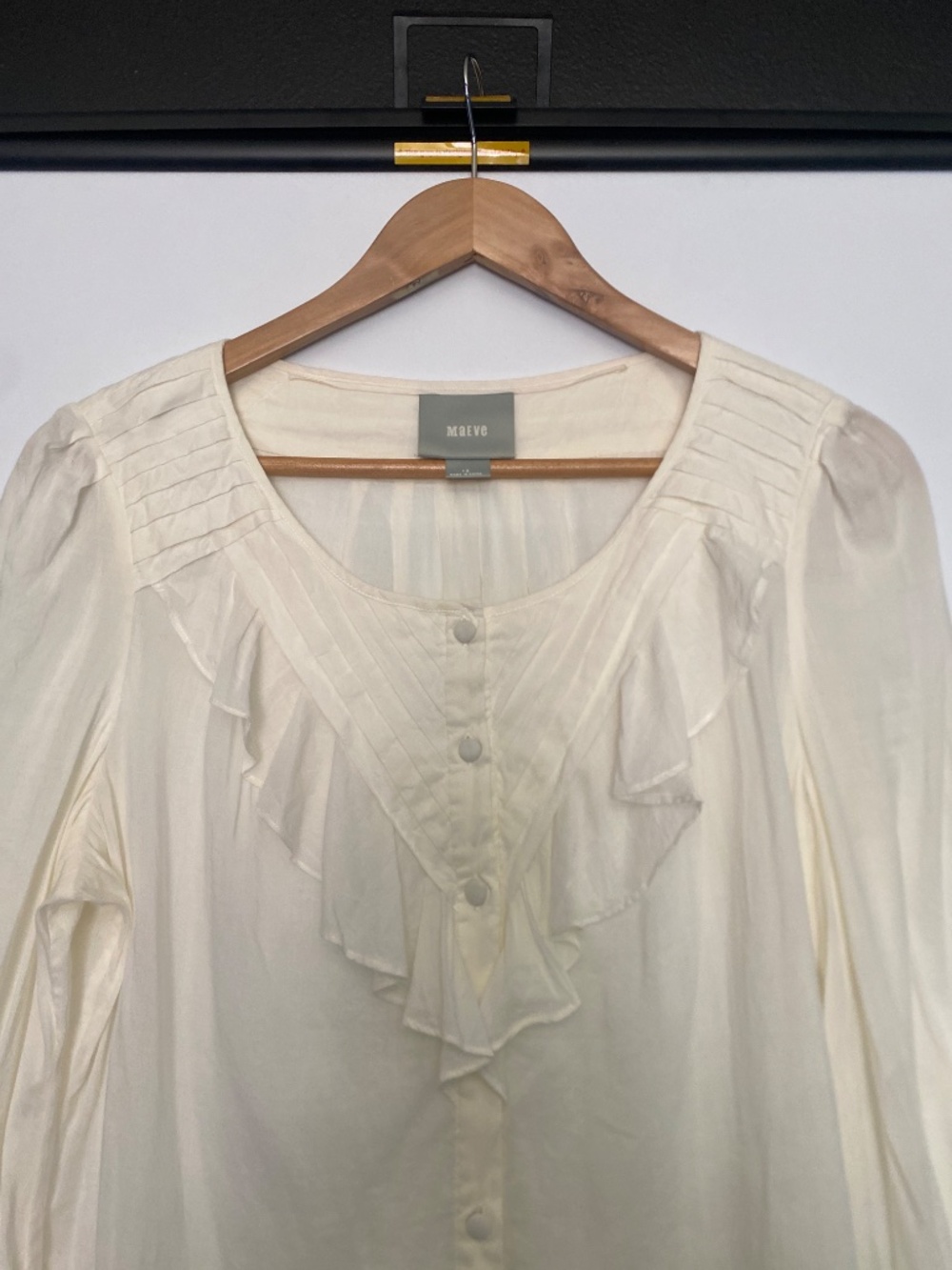 Anthro Maeve 12 Ruffle Button Front Top - Picture 4 of 12